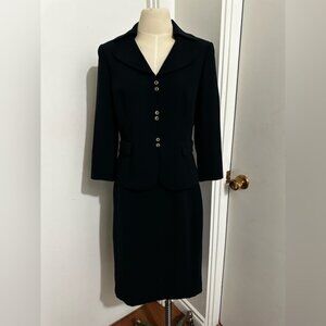 Womens Navy Blue Suit Gold Button Accents Size 6 Blazer